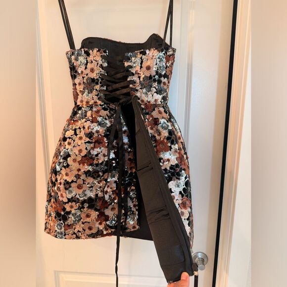 NWOT Bronx and Banco Maraya Sequin Strapless Mini Dress in Multi - Picture 9 of 14